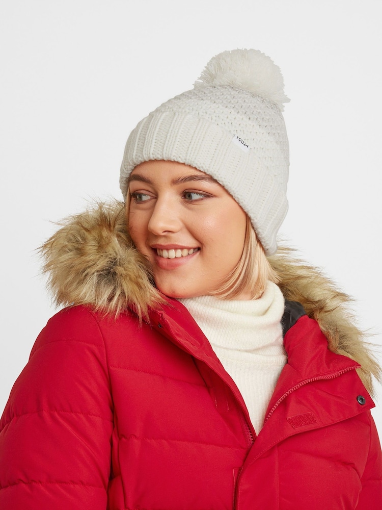 Tog 24 White Girdlestone Knitted Winter Hat - Image 1 of 2