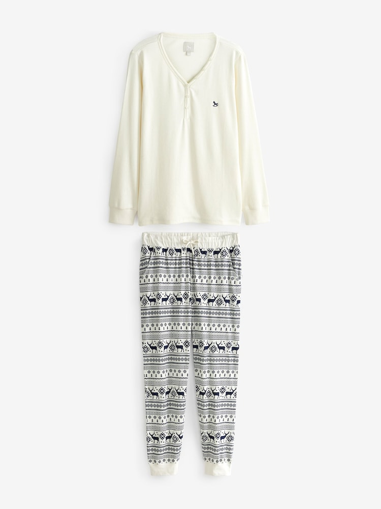 Crème - The Little Tailor kerstpyjama voor dames met rendiermotief en Fairisle-patroon - Image 3 of 9