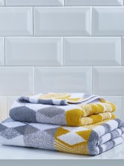 Fusion Grey 100% Cotton Hexagon Jacquard Towel - Image 2 of 3