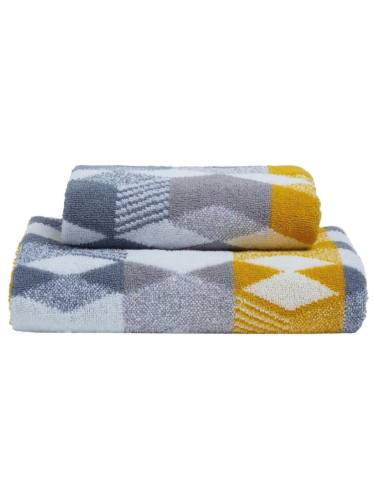 Fusion Grey 100% Cotton Hexagon Jacquard Towel - Image 3 of 3
