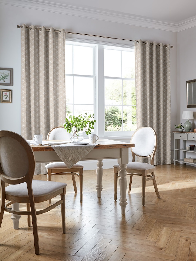 Laura Ashley Almond Natural Lady Fern Made To Measure Curtains - Image 2 of 9