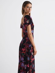 Reiss Black/Pink Leni Fitted Floral Print Midi Dress - Image 7 of 7