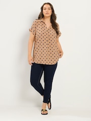 Yours Curve Natural Pleated Front Shirt - Image 2 of 5