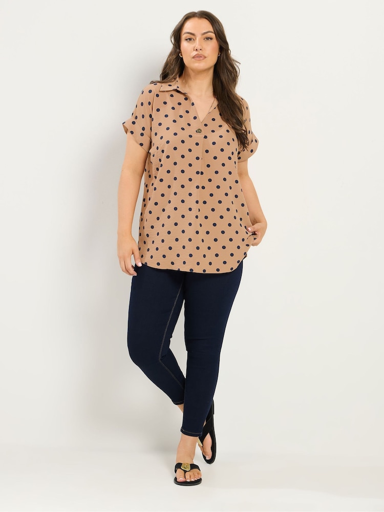 Yours Curve Natural Pleated Front Shirt - Image 2 of 5