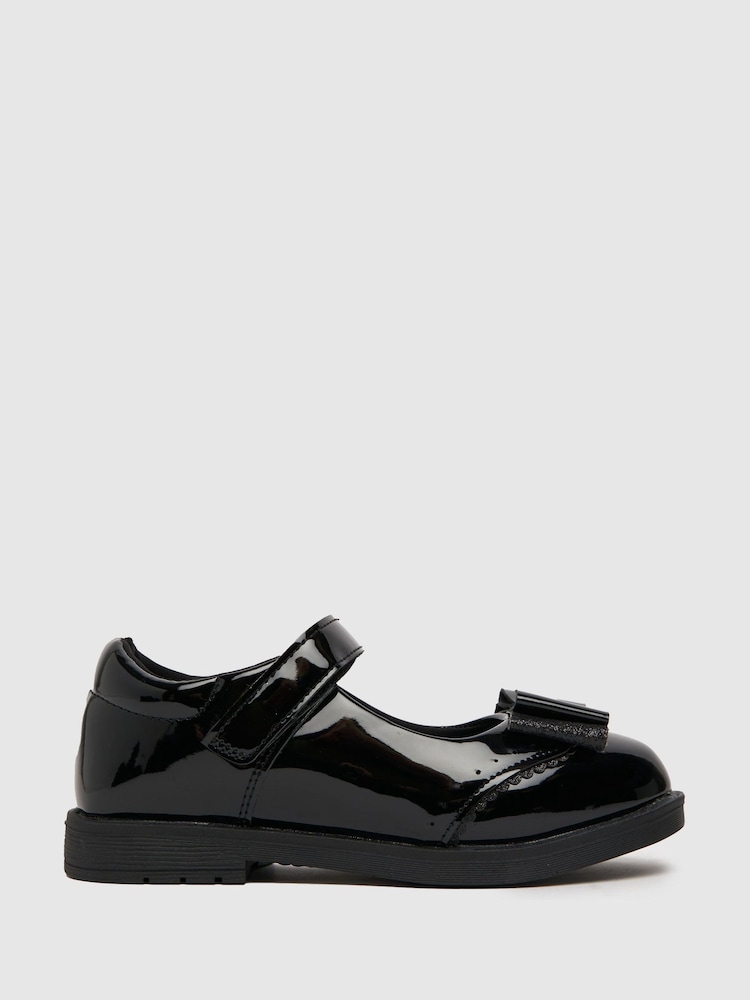 Schuh lakasti čevlji s pentljo Schuh Laughter - Slika 1 iz 4 Schuh lakasti čevlji s pentljo Schuh Laughter - Slika 1 iz 4