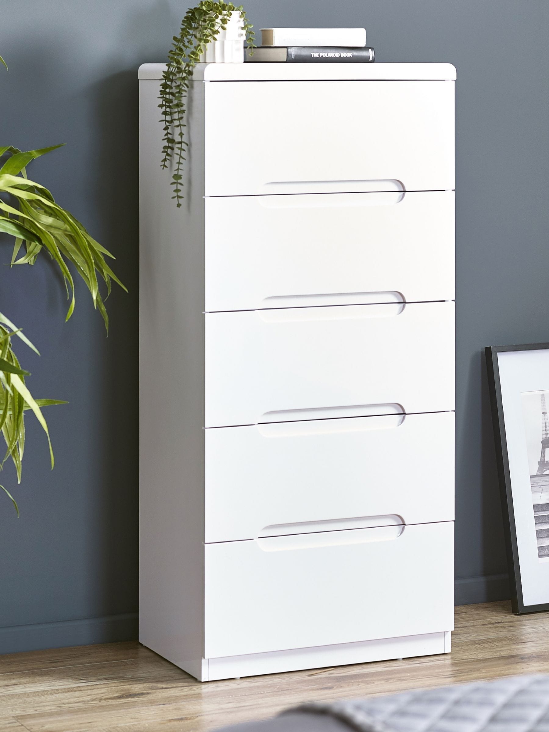Julian Bowen Unisex High Gloss White Manhattan 3 Drawer 5 Drawer Tall Chest - Image 4