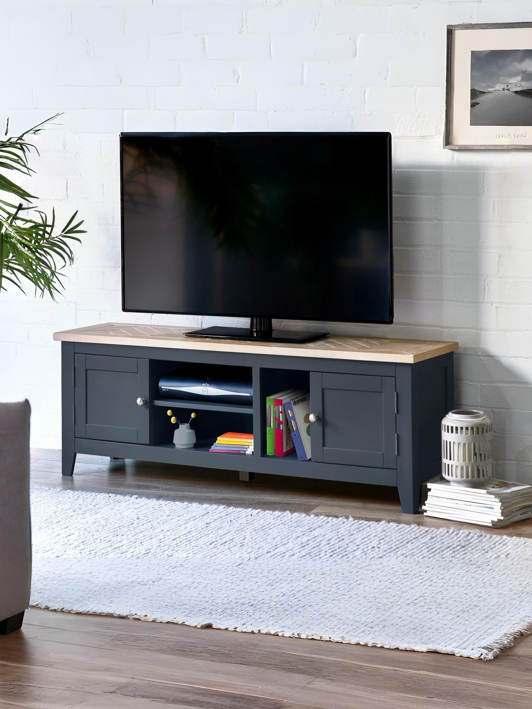 Julian Bowen Bordeaux 2 Door 3 Shelf Dark Grey TV Unit - Image 7