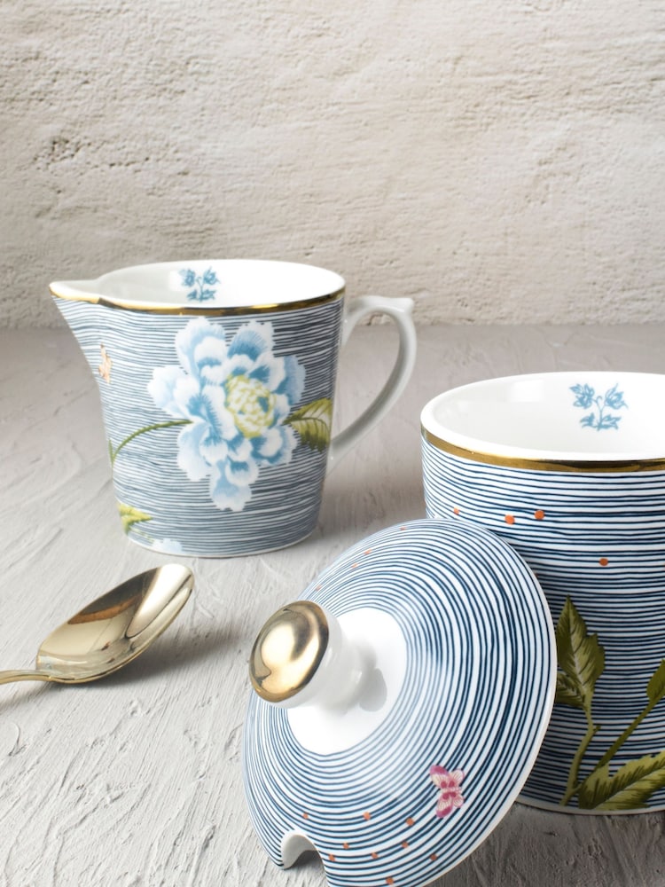 Laura Ashley Blue Heritage Collectables Milk Jug And Sugar Pot Set - Image 2 of 3