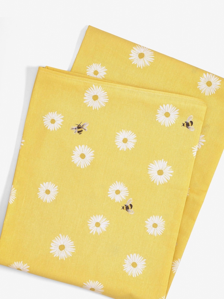 Yellow Daisy Bee Wipe Clean Tablecloth - Image 2 of 3