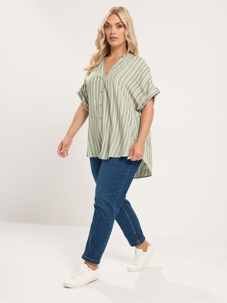 Yours Curve Green Tab Detail Shirt - Image 2 of 6 Yours Curve Green Tab Detail Shirt - Image 2 of 6