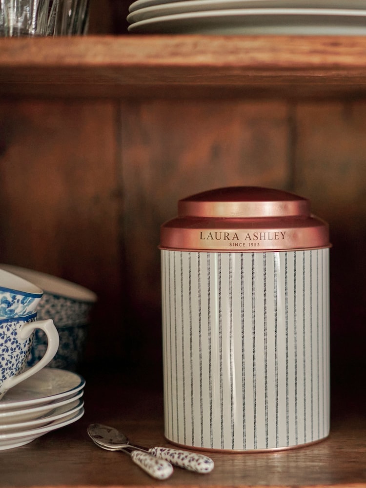 Laura Ashley Blue Blueprint collectables tin - Image 1 of 3