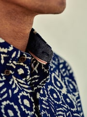 Navy Blue Geo Printed Short Sleeve 100% Cotton Oxford Shirt - Image 3 of 7