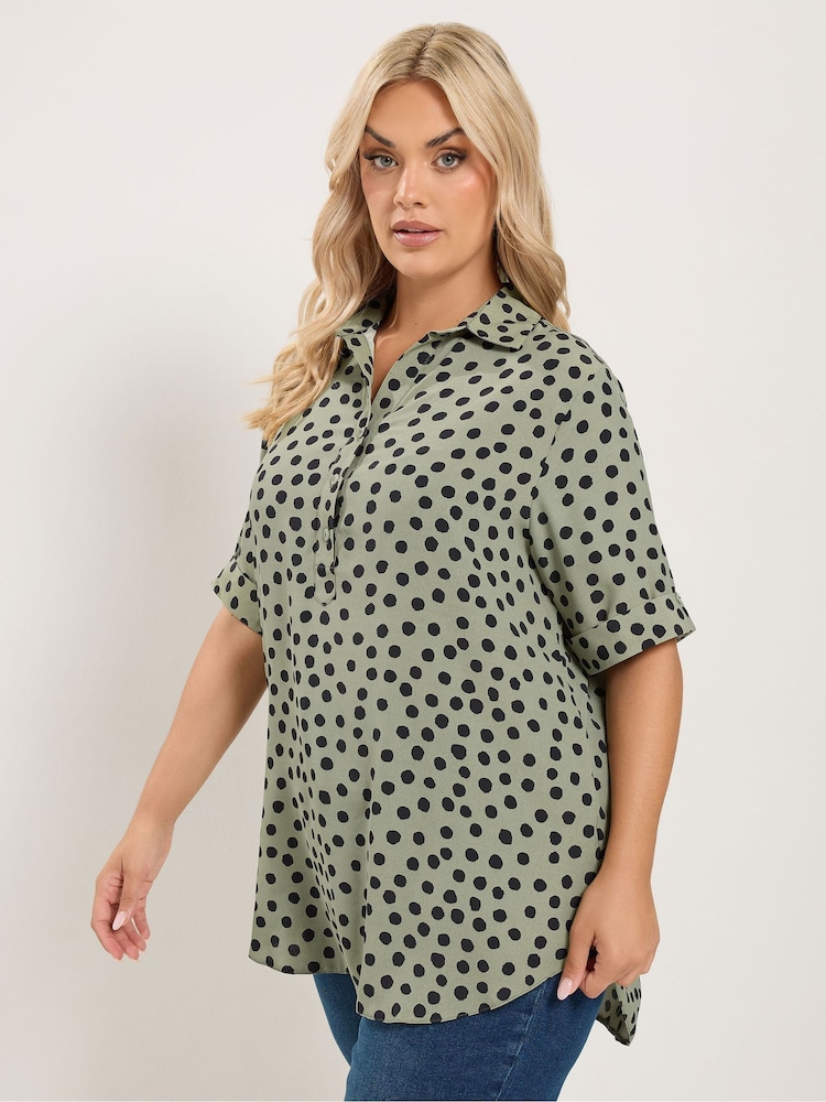 Yours Curve Green Overhead Half Placket Shirt - Image 1 of 6