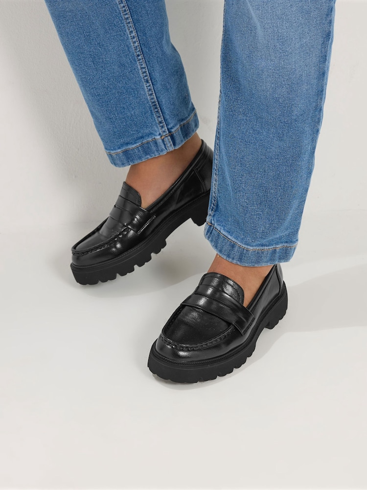 Yours Curve Black Wide Fit Cleated Chunky Loafers - Image 1 of 1 Yours Curve Black Wide Fit Cleated Chunky Loafers - Image 1 of 1
