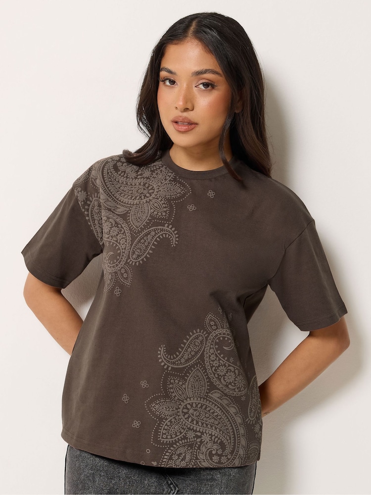 PixieGirl Petite Brown Puff Paisley Short Sleeve T-Shirt - Image 1 of 5 PixieGirl Petite Brown Puff Paisley Short Sleeve T-Shirt - Image 1 of 5