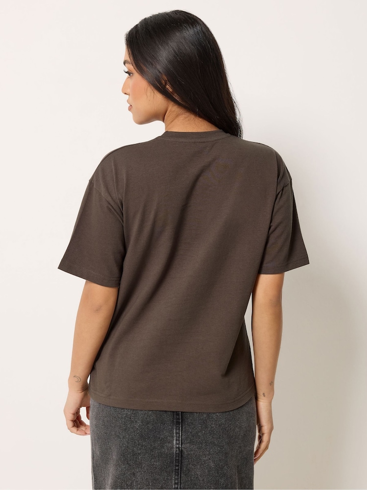 PixieGirl Petite Brown Puff Paisley Short Sleeve T-Shirt - Image 2 of 5 PixieGirl Petite Brown Puff Paisley Short Sleeve T-Shirt - Image 2 of 5