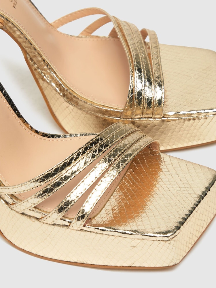 Золотистый Сандалии с эффектом змеиной кожи Schuh Золотистый Skylar - Image 2 of 4