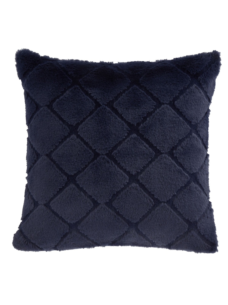 Catherine Lansfield Cosy Diamond Cushion - Image 4 of 5