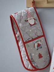 Catherine Lansfield Red Christmas Gnomes Double 100% Cotton Oven Gloves - Image 1 of 3