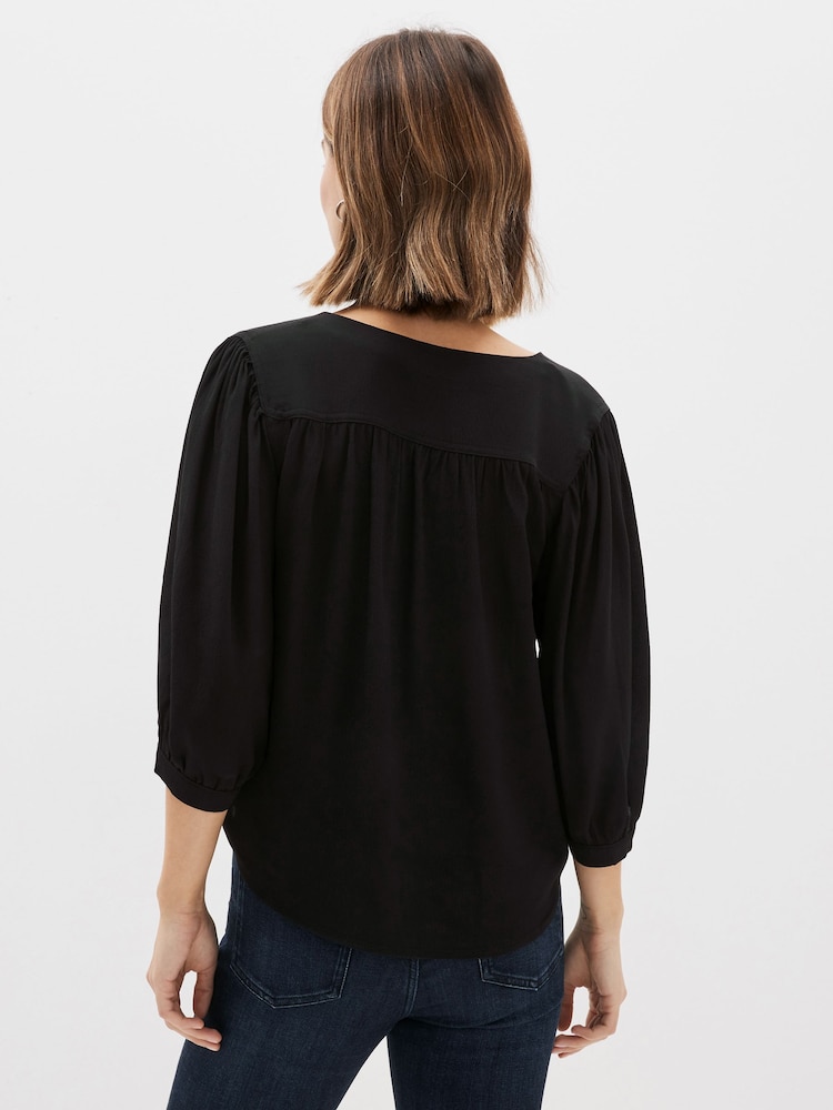 Black Curved Hem 3/4 Sleeve V-Neck Top - Image 2 of 4