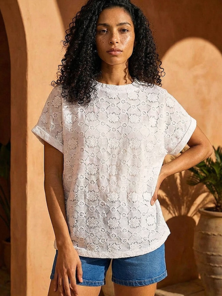 Roman White Textured Boxy T-Shirt - Image 1 of 4