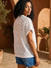Roman White Textured Boxy T-Shirt - Image 3 of 4