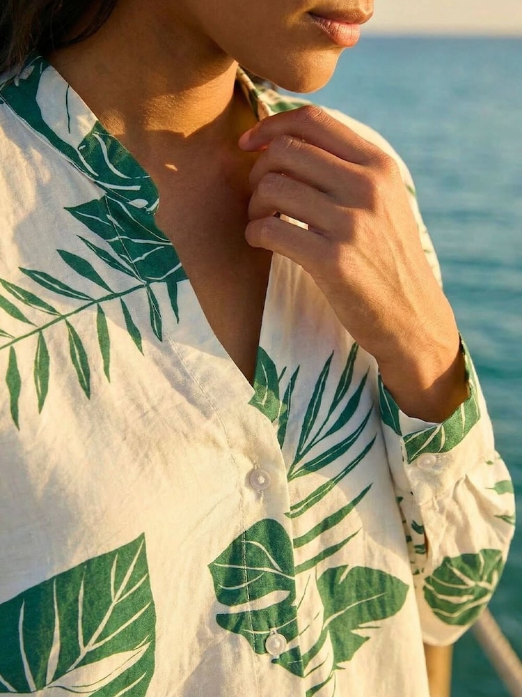 Roman Green Tropical Palm Leaf Buttoned Shirt - Image 5 of 5