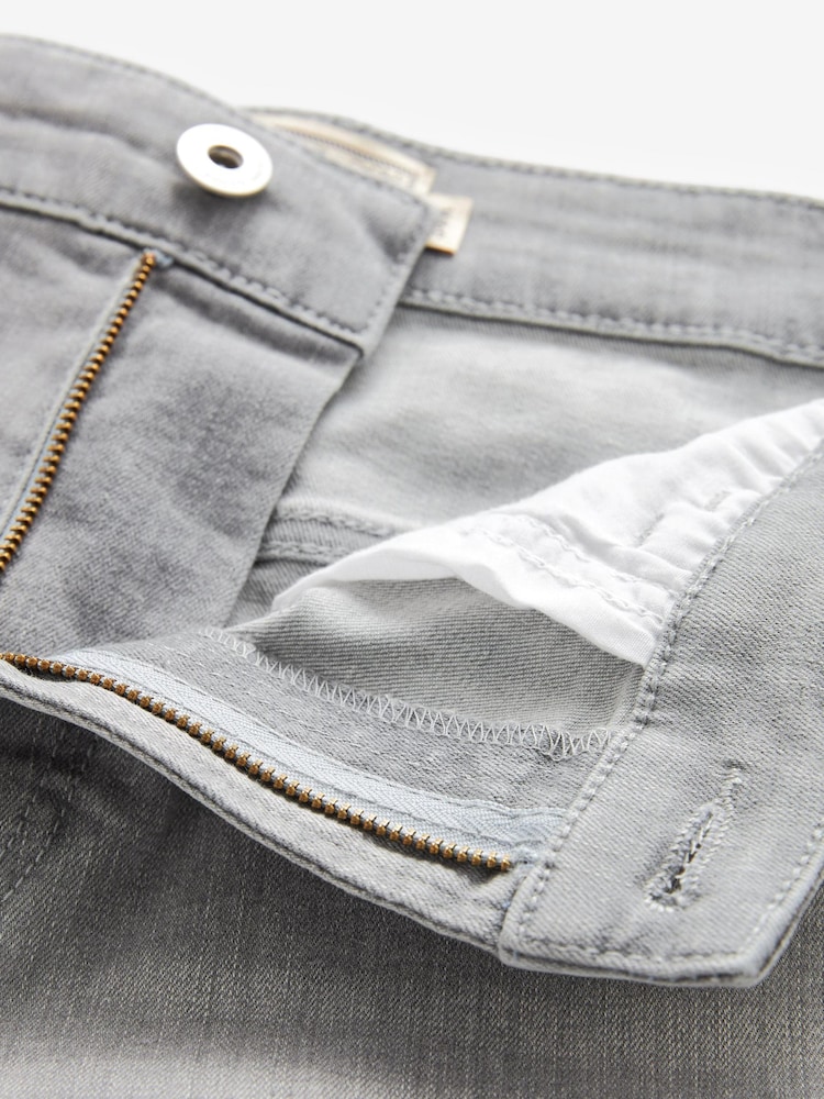 Light Grey Straight Stretch Denim Shorts - Image 3 of 5