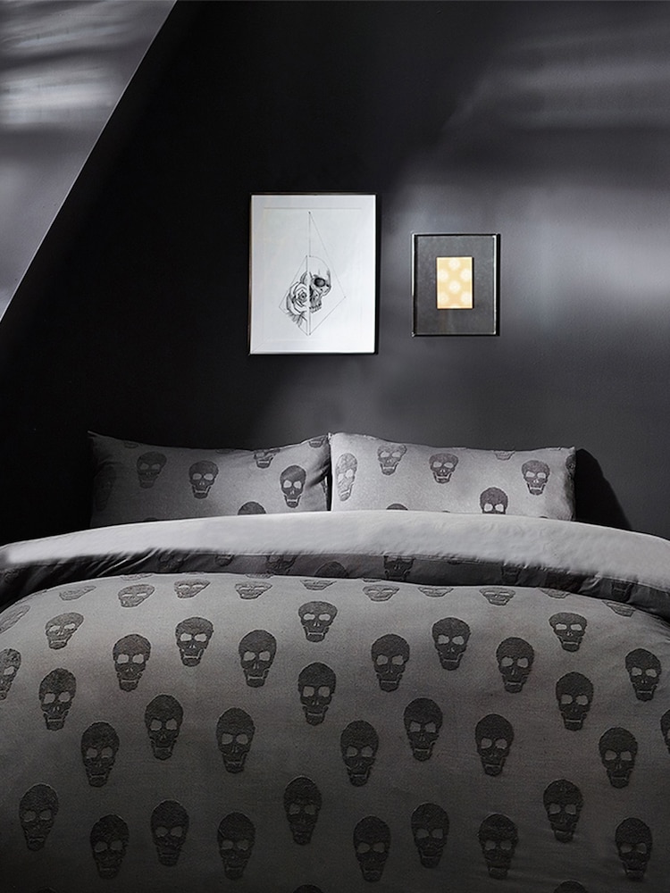 Furn Grey Skulls Tufted 100% Cotton Duvet Cover and Pillowcase Set - Image 2 of 4