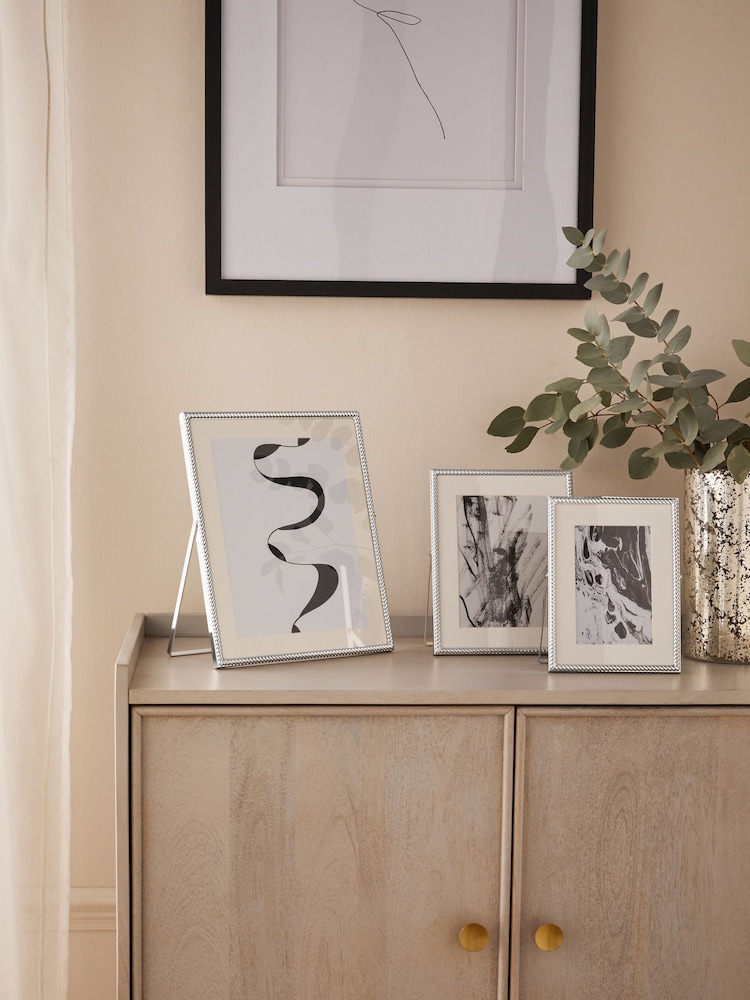 Silver Metal Picture Frame - Image 1 of 5