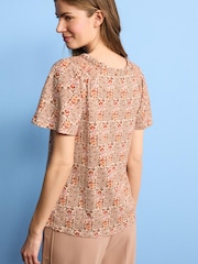Ecru Ditsy Smocked Short Sleeves Round Neck Top - Image 2 of 5
