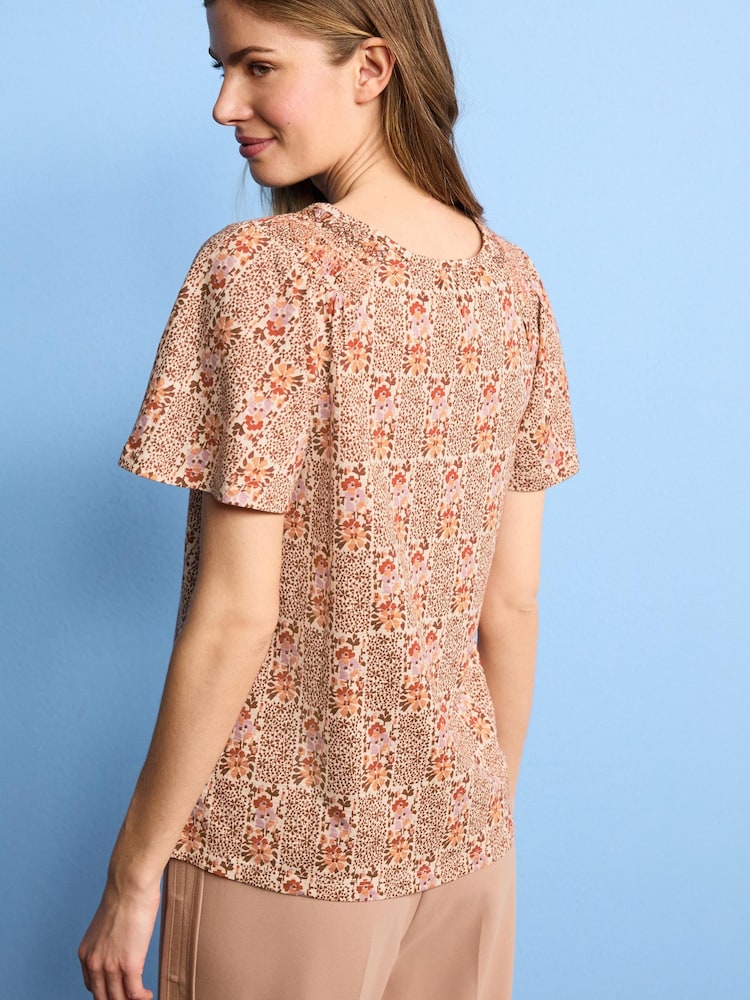 Ecru Ditsy Smocked Short Sleeves Round Neck Top - Image 2 of 5