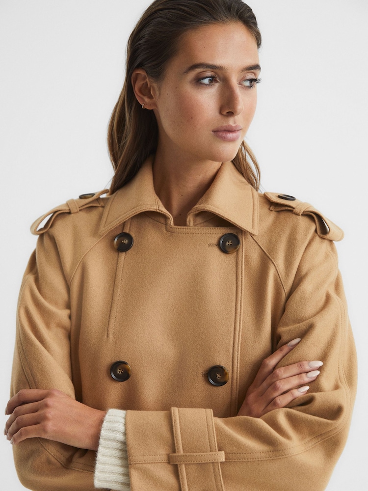 Camel - Reiss Kaiya Trenchcoat aus Wolle - Bild 8 von 8 Camel - Reiss Kaiya Trenchcoat aus Wolle - Bild 8 von 8