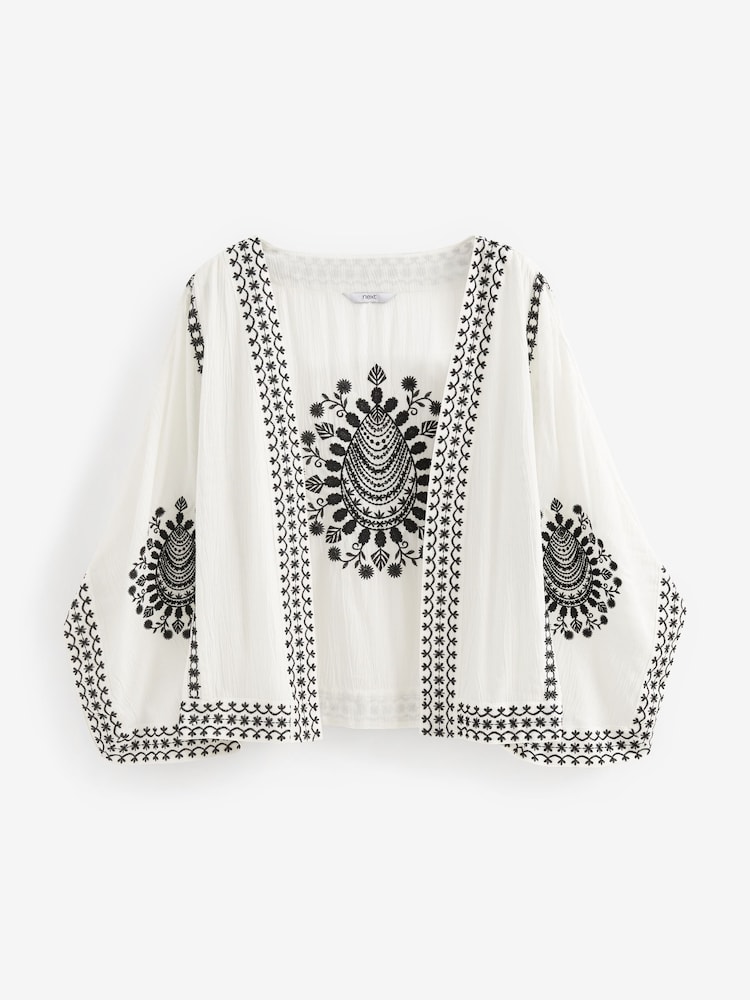 White Embroidered Kimono - Image 5 of 5 White Embroidered Kimono - Image 5 of 5