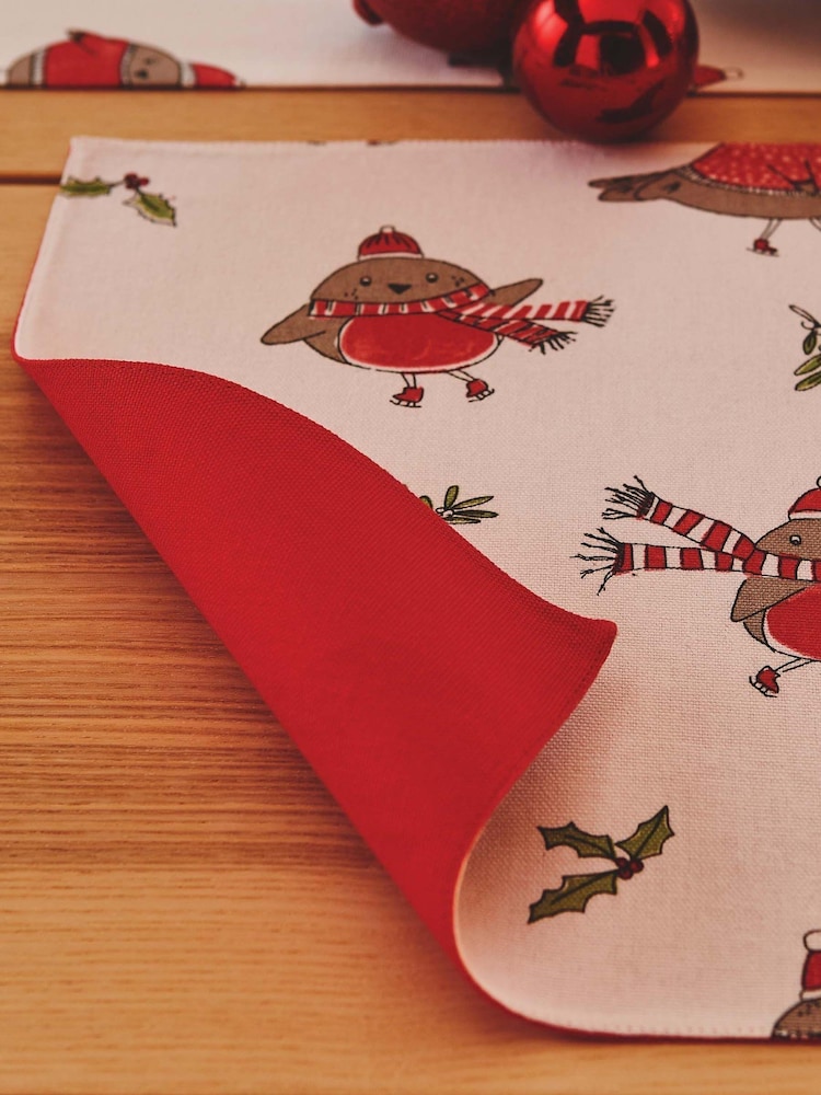 Catherine Lansfield 4 Pack Red Christmas Robins Wipeable 100% Cotton Placemats - Image 2 of 4 Catherine Lansfield 4 Pack Red Christmas Robins Wipeable 100% Cotton Placemats - Image 2 of 4