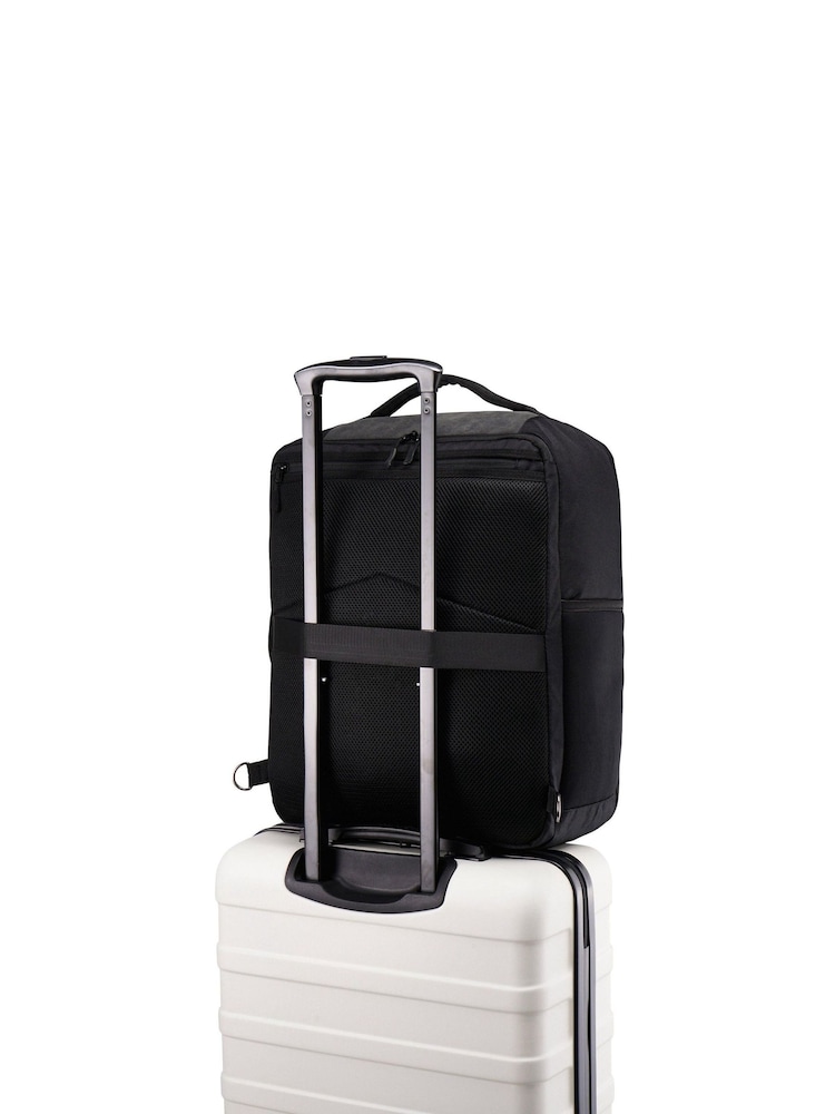Cabin Max Black Manhattan 40cm Underseat 20 Litre Travel Backpack - Image 4 of 6