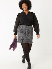 FatFace Jennie Artisan Texture Black Skirt - Image 4 of 5