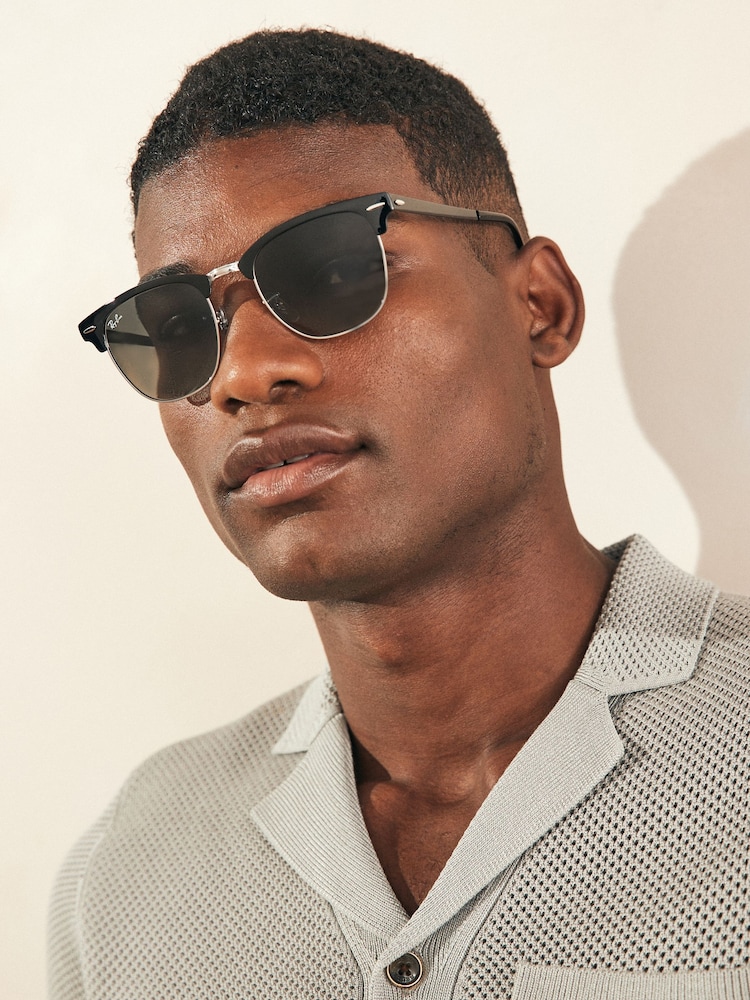Mattblau - Ray-Ban New Kleine Wayfarer-Sonnenbrille - Bild 1 von 14