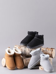 Lakeland Leather Black Ladies Sheepskin Mini Boot Slippers - Image 5 of 5