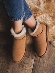 Lakeland Leather Tan Brown Ladies Sheepskin Boots Slippers - Image 1 of 4