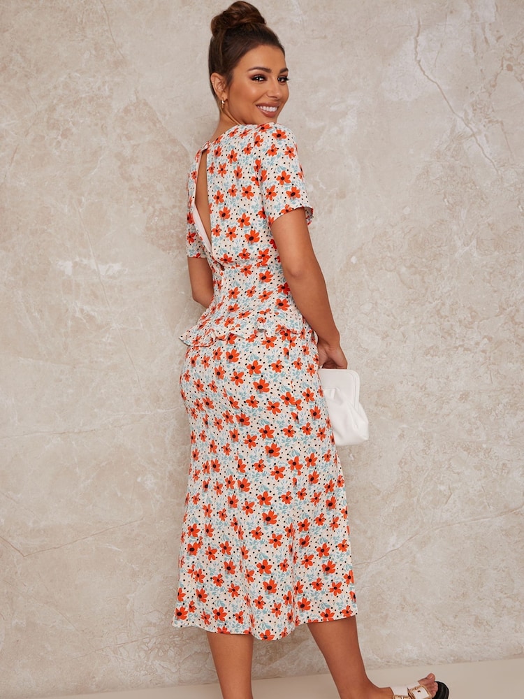 Chi Chi London Cream Short Sleeve Floral Print Midi Day Dress - Image 2 of 4