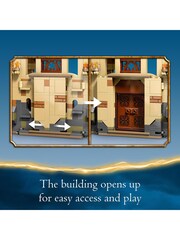 LEGO Harry Potter Hogwarts: Room of Requirement Set 76413 - Image 4 of 8