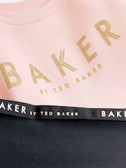 وردي - طقم من سترة بتصميم كشكشة وبنطلون ضيق من Baker by Ted Baker - صورة 9 من 9