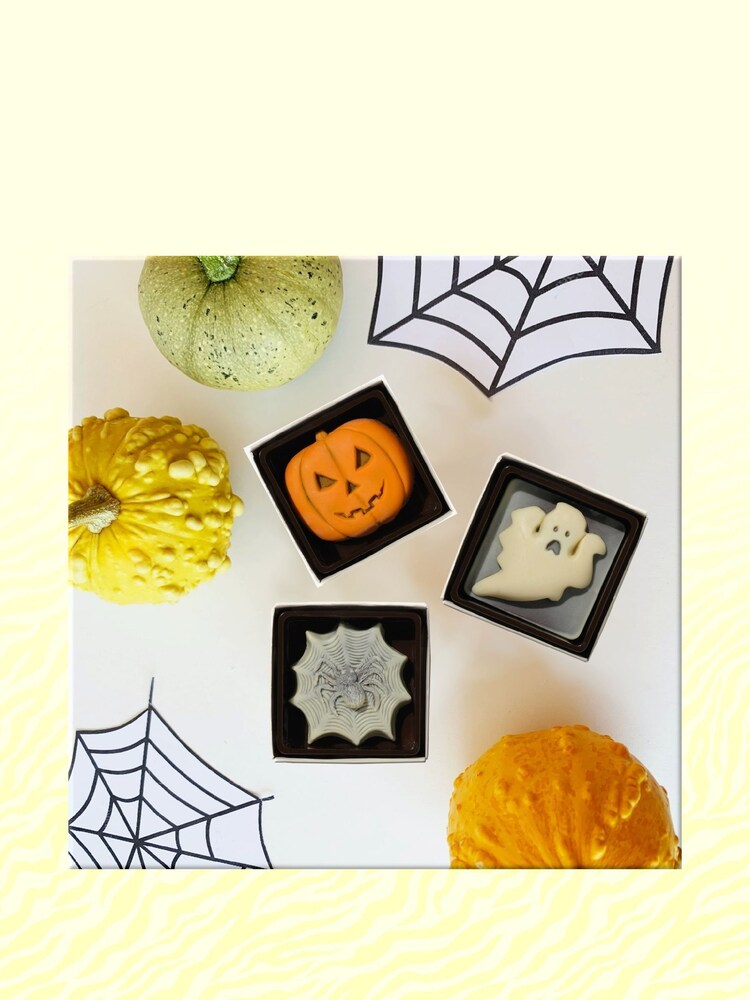 Choc on Choc Chocolate Ghost Pumpkin And Spiders Web Gift - Image 6 of 6
