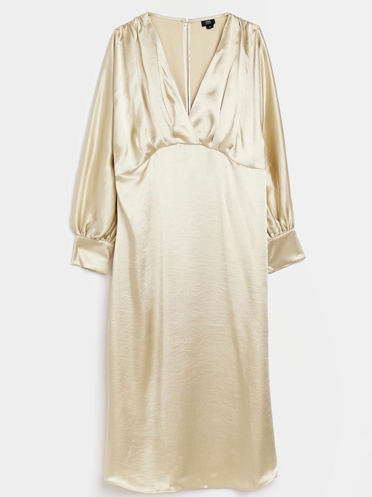 River Island Petite Cream Batwing Midi Dress - Image 1 of 2