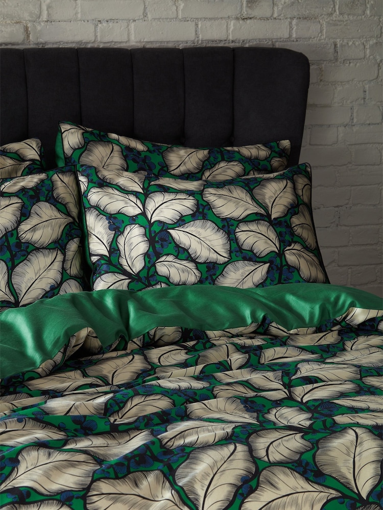EW by Edinburgh Weavers Green Magali Cascading Leaves 200 Thread Count 100% Cotton Duvet Cover And Pillowcase Set - Image 2 of 4