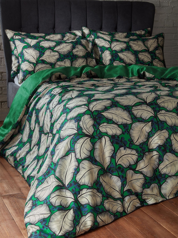 EW by Edinburgh Weavers Green Magali Cascading Leaves 200 Thread Count 100% Cotton Duvet Cover And Pillowcase Set - Image 4 of 4