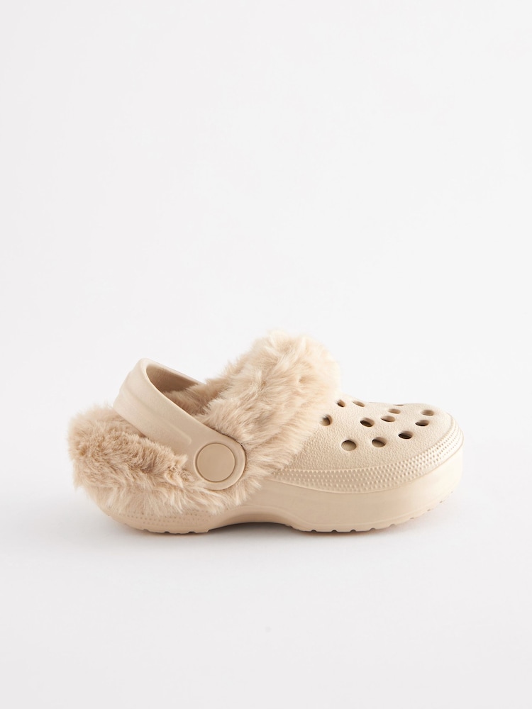 Neutral/Beige - Clogs-Slipper mit Futter aus Fellimitat - Bild 2 von 5 Neutral/Beige - Clogs-Slipper mit Futter aus Fellimitat - Bild 2 von 5