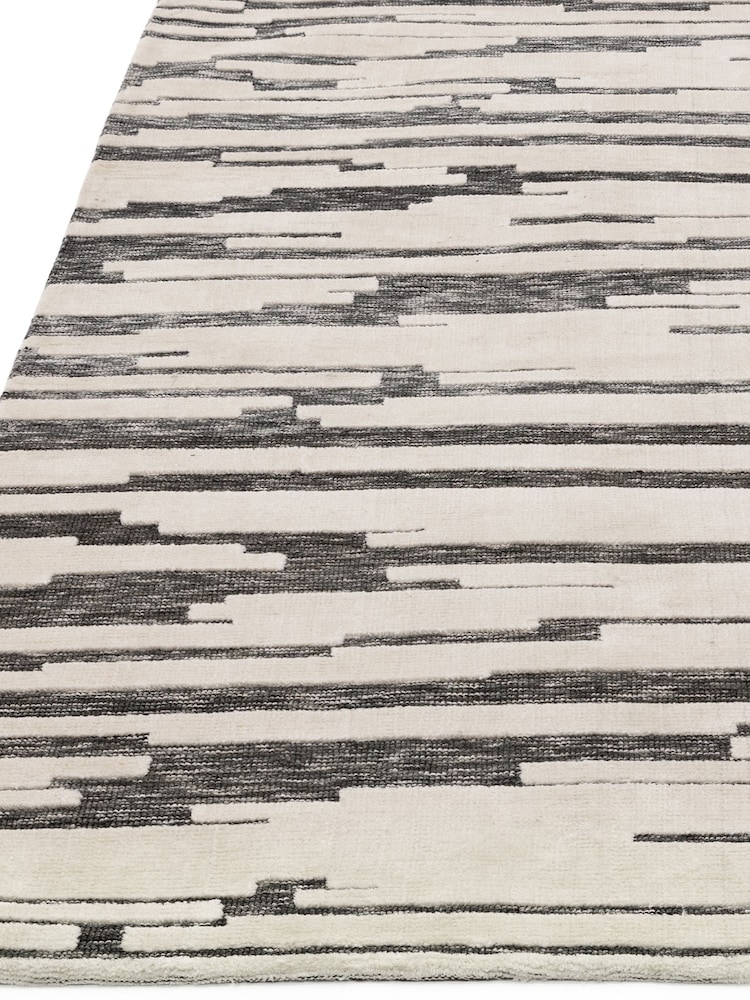 Asiatic Rugs Black/Cream Mason Ikat Rug - Image 2 of 4