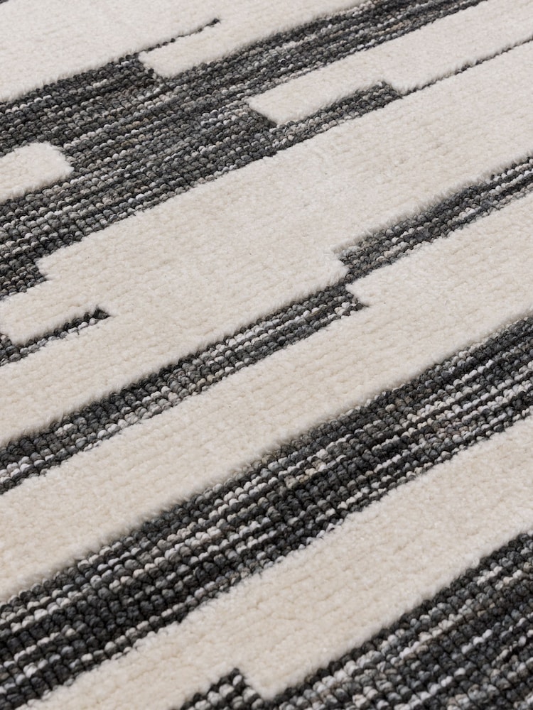 Asiatic Rugs Black/Cream Mason Ikat Rug - Image 4 of 4